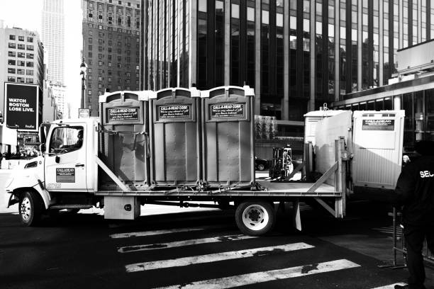 Best Affordable portable toilet rental  in Delphos, OH